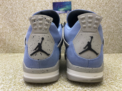 Jordan 4 University Blue 10 Men/11.5 Women “Preowned”