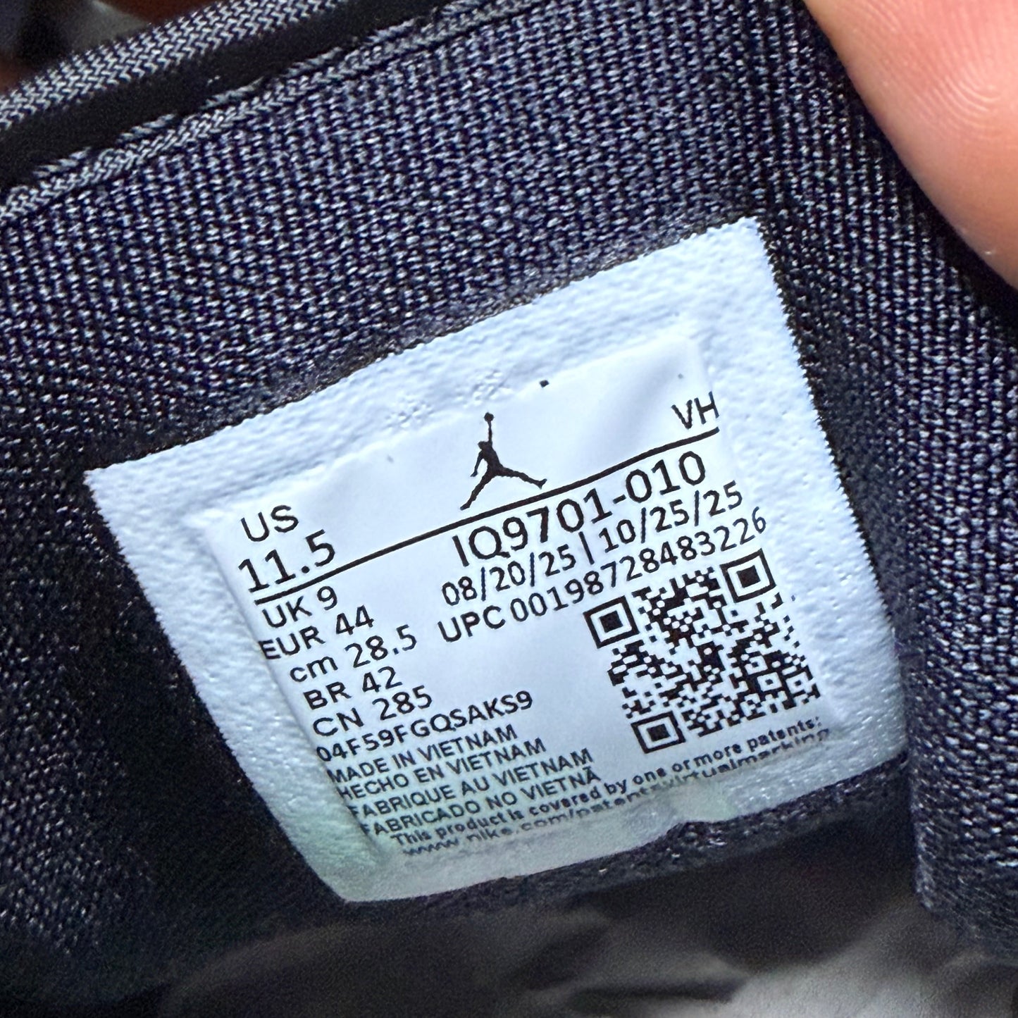 Jordan 1 Low Black Scream Green