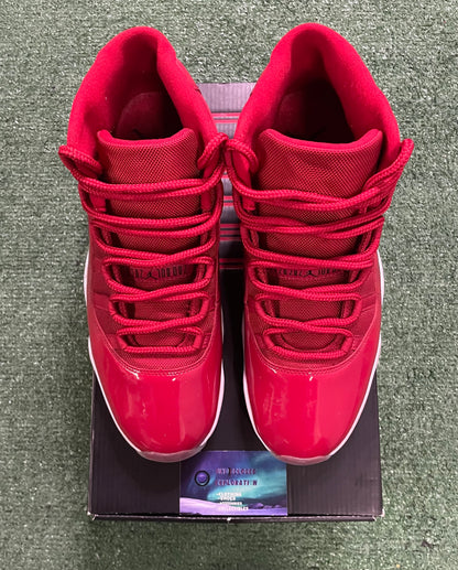 Air Jordan 11 win like 96 size 11.5men/13women