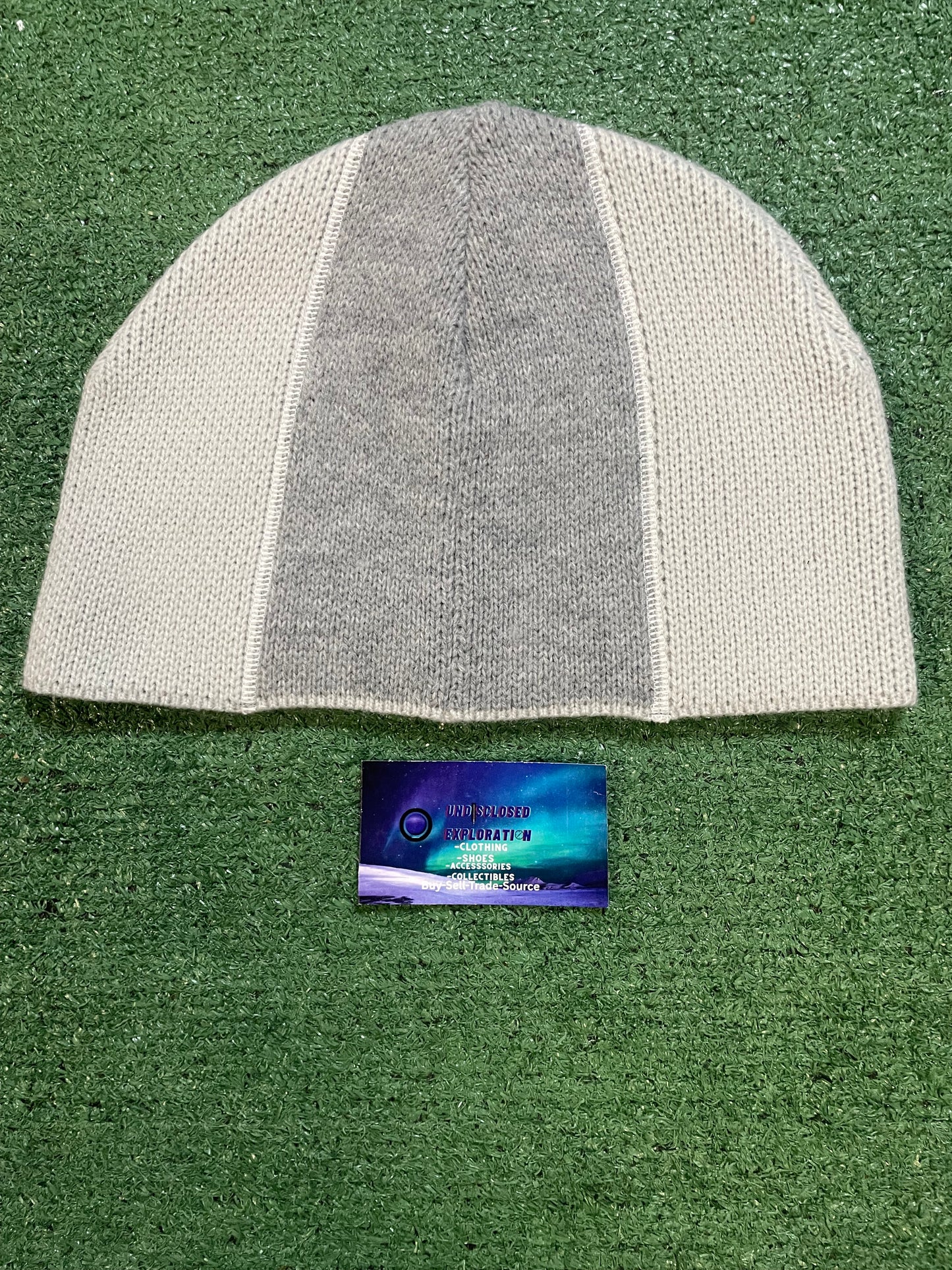 GV Gallery Raspberry hills R Sport beanie