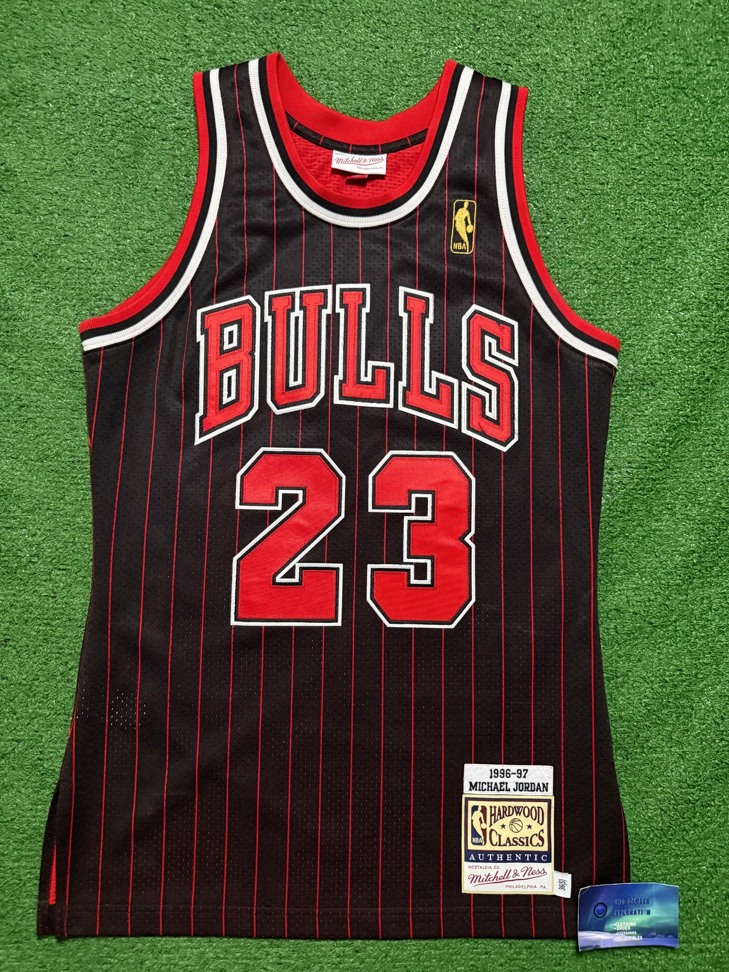 Michael Jordan 1996-97 Bulls Alternate Mitchell & Ness Authentic Jersey