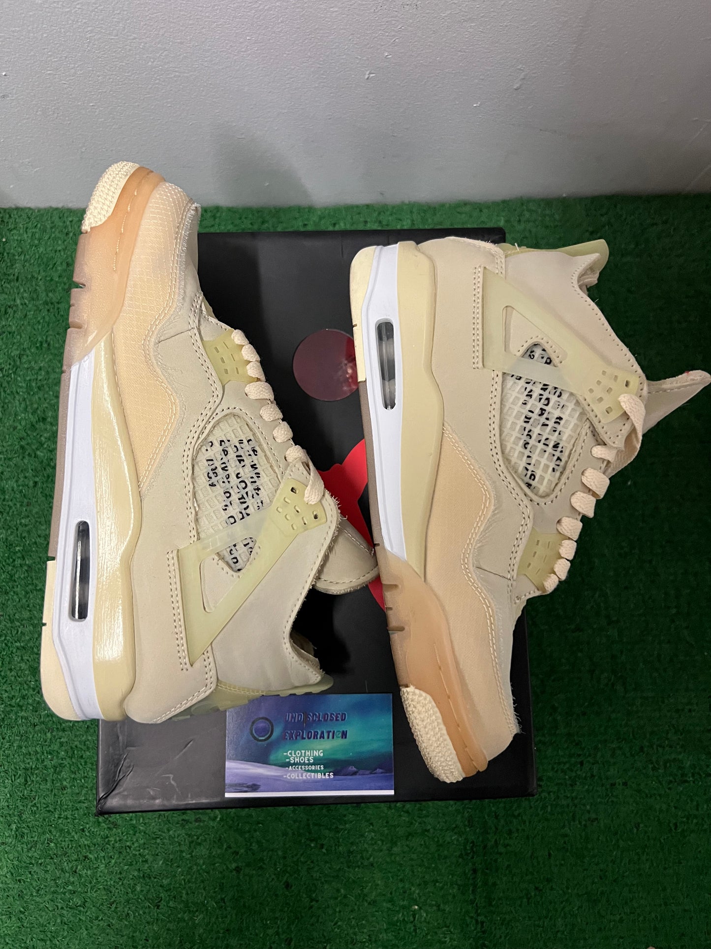 Jordan 4 x off white sail  size 5.5men/7women