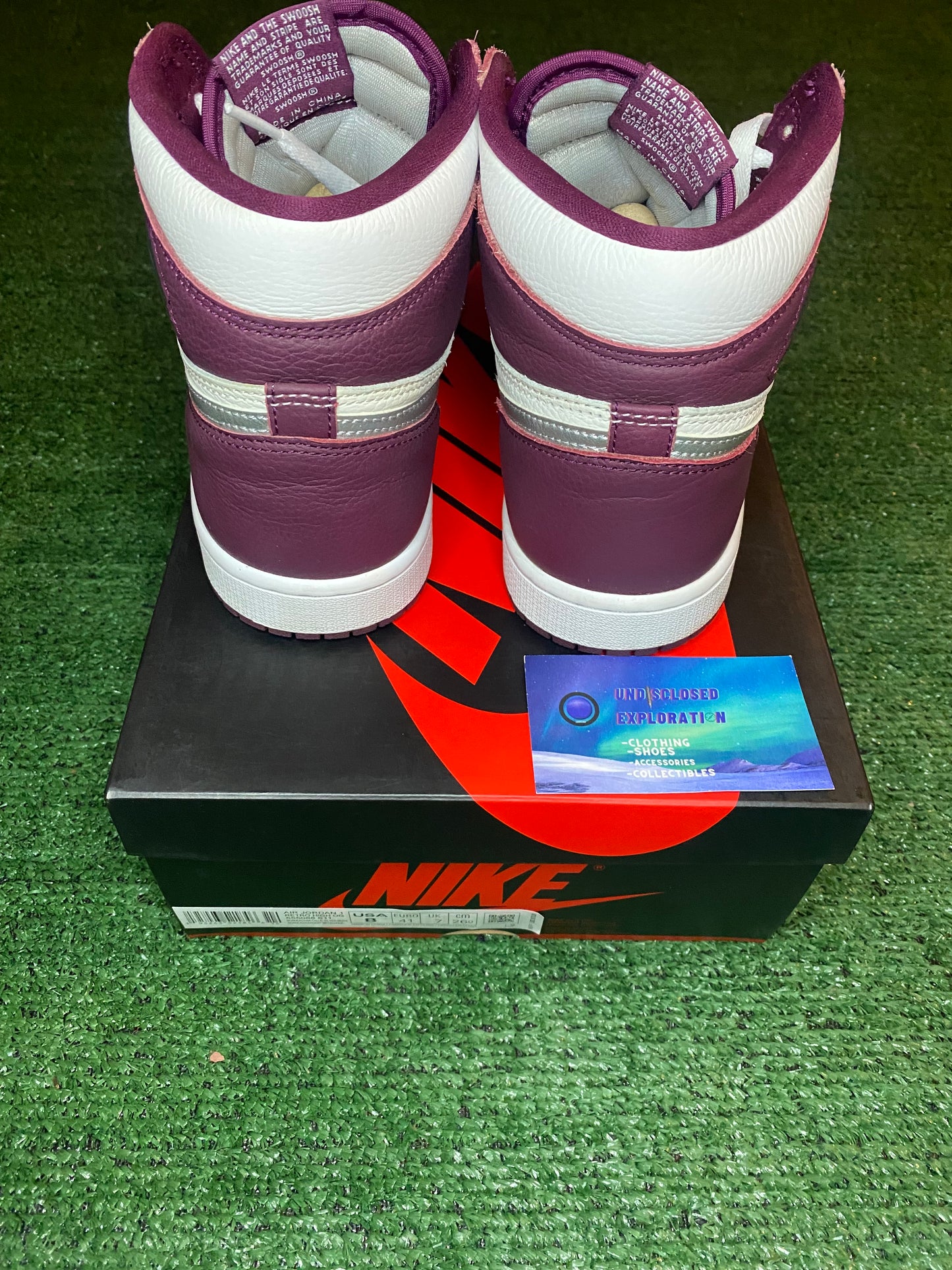 Jordan 1 high bordeaux size 8men/9.5women