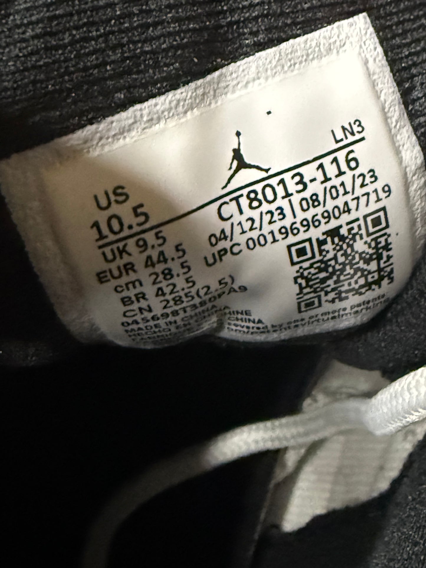 Jordan 12 Cherry