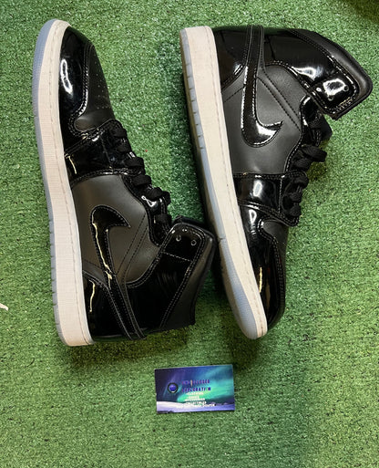 Jordan 1 mid space jam size 11men/12.5women