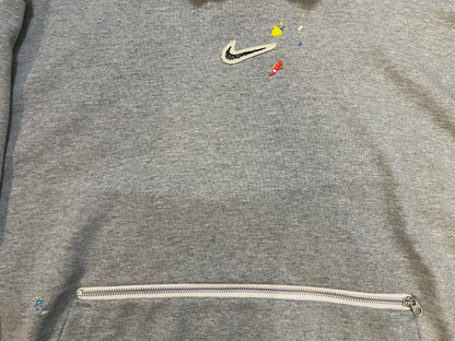 Nike Men's Standard Issue Paint Splatter grey Hoodie