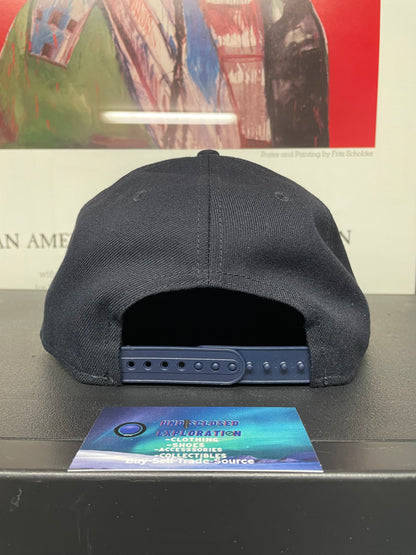 Seattle Mariners navy and white hat