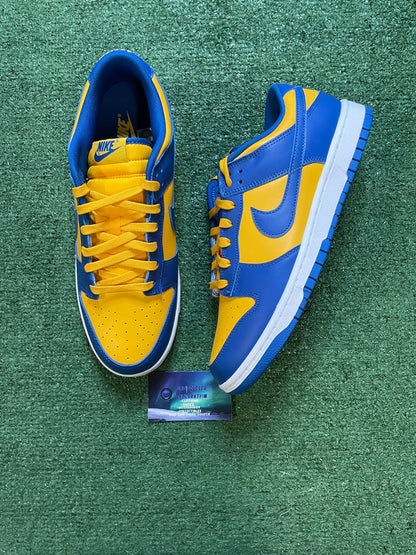 Nike dunk low ucla