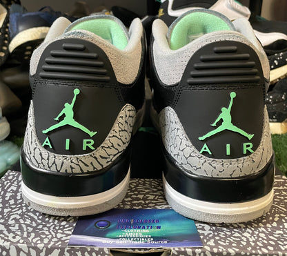 Air Jordan 3 Retro green glow size 14men/15.5women