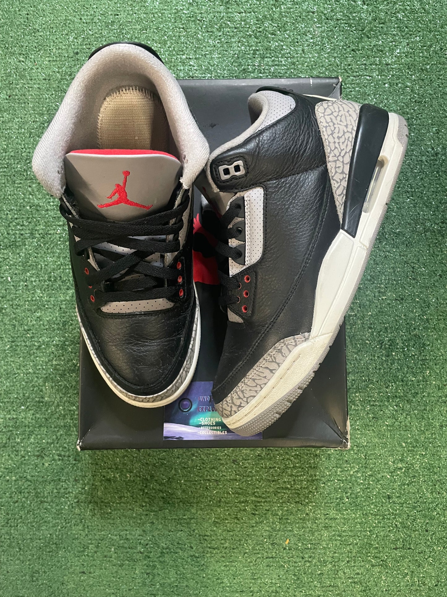 Air Jordan Retro 3 black cement reimagined size 9.5men/11women