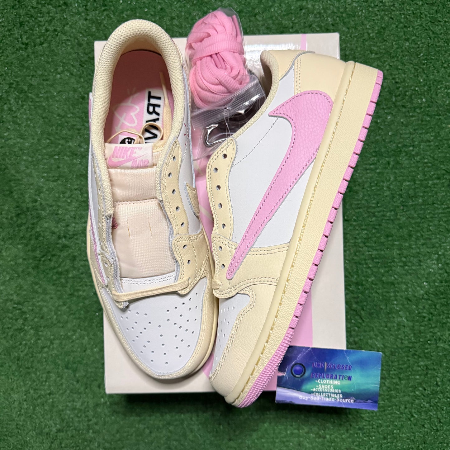 Jordan 1 Low Travis Scott Shy Pink