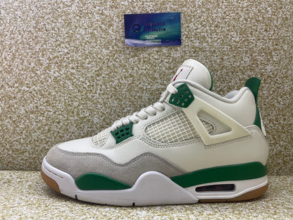 Jordan 4 Pine Green 9 Men/10.5 Women “Preowned”