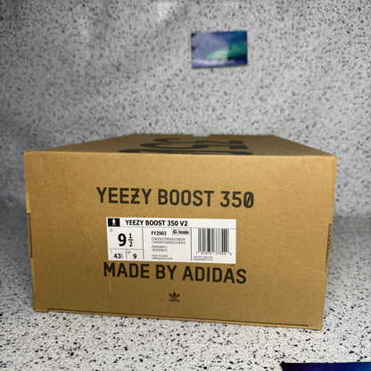 Adidas Yeezy 350 Cinder
