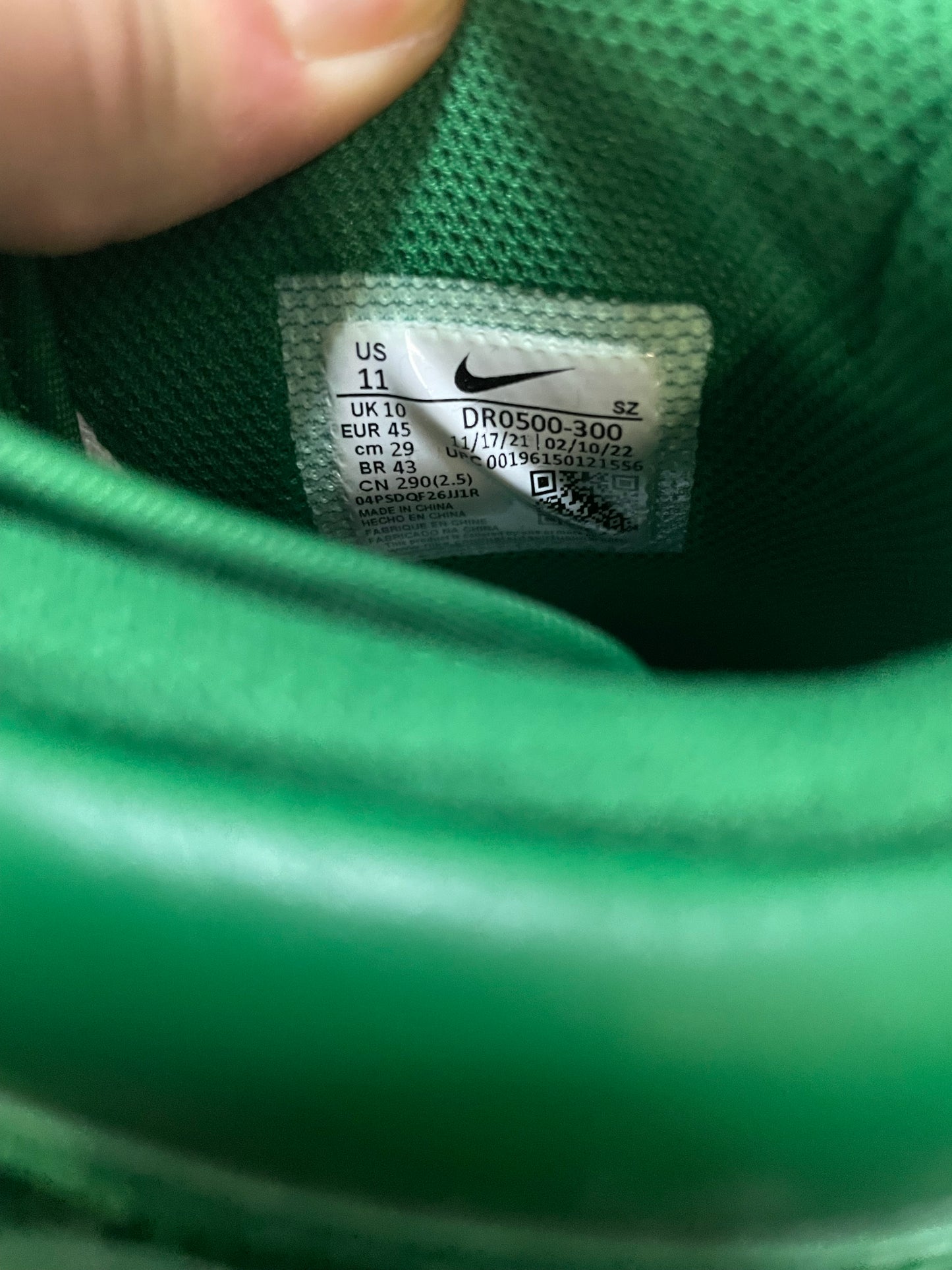 Off white X Nike Air Force 1 Mid pine green size 11men/12.5women