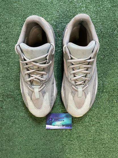 AdidasYeezy 700 interia size 11men/12.5women