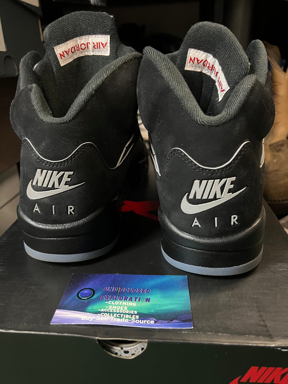 Jordan 5 metallic reimagined size 10.5men/12women