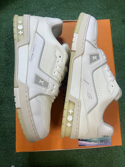 Louis Vuitton Trainer Low White size 10.5men/12women