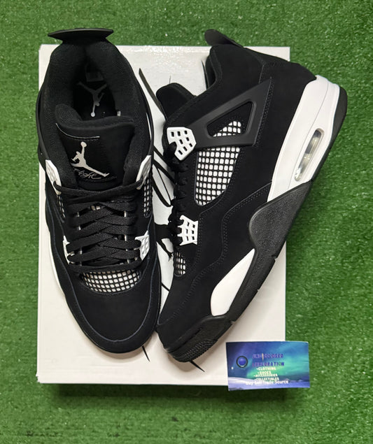 Jordan 4 White Thunder