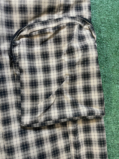 Gv Gallery Raspberry hills plaid cargos