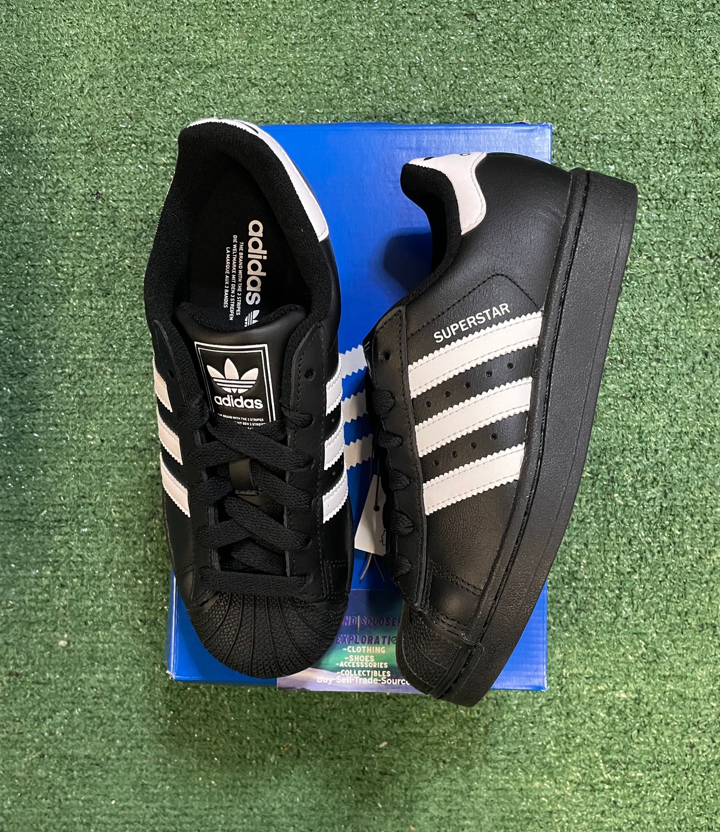 Adidas superstar black white