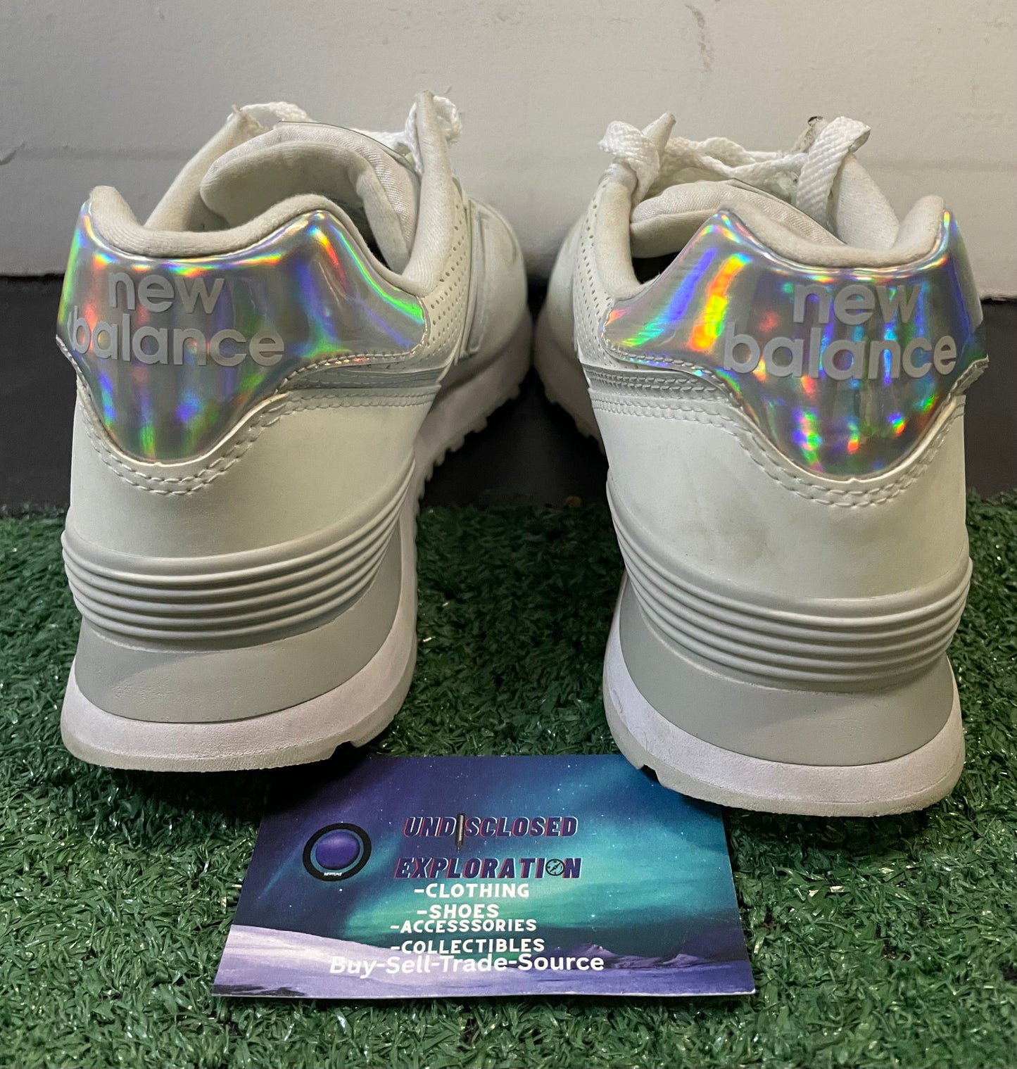 New Balance 574  white size 7.5men/9women