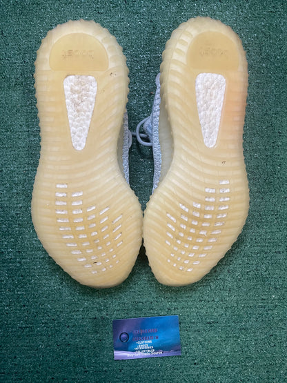 Adidas Yeezy 350V2 Cloud white  size 11men/12.5women