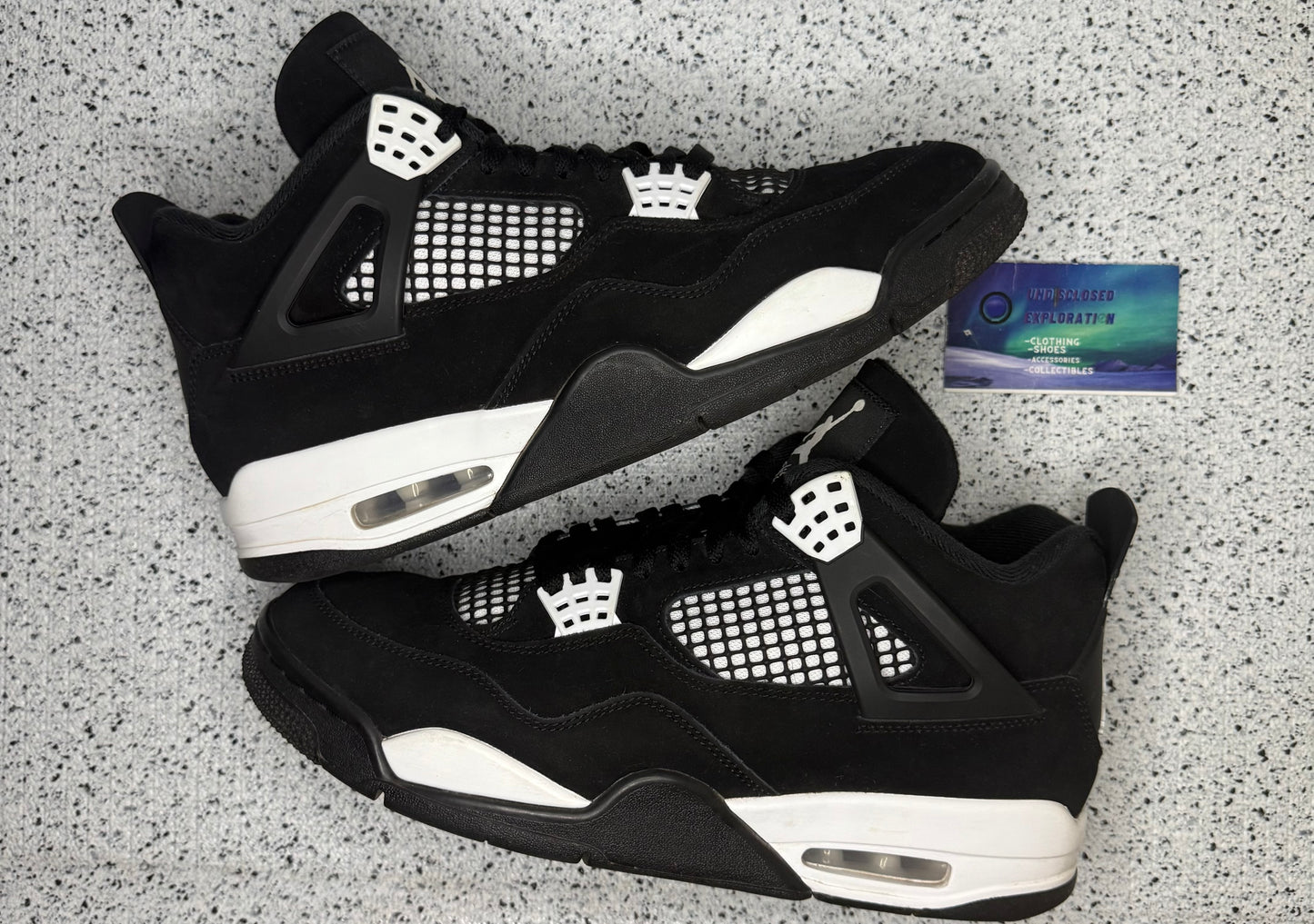 Jordan 4 White Thunder 10.5 Men/12 Women “Preowned”
