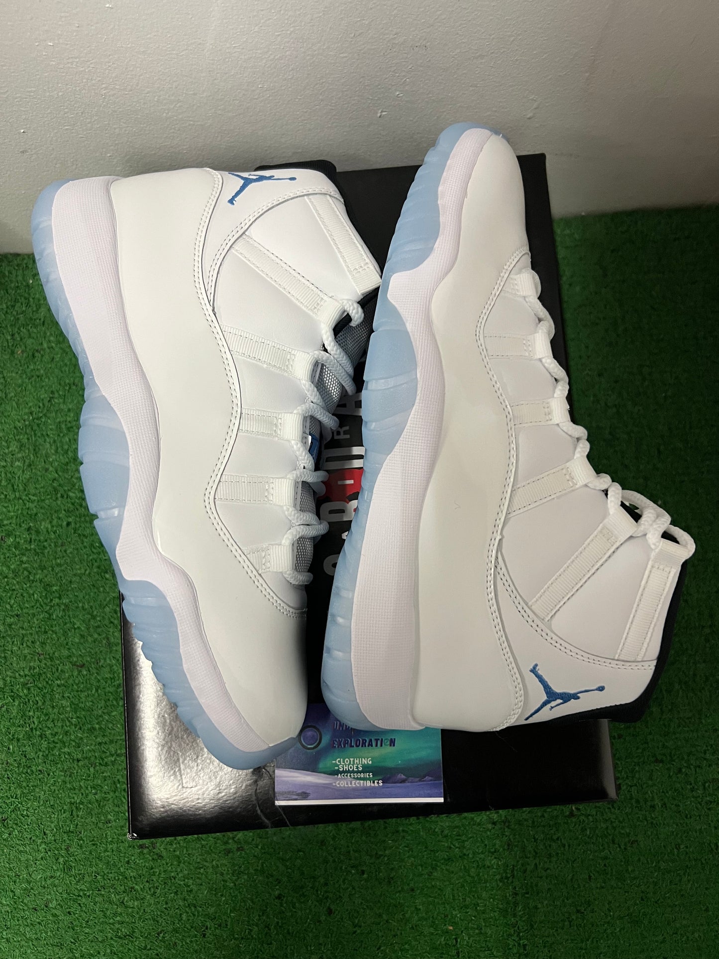 Jordan 11 legend blue 2024