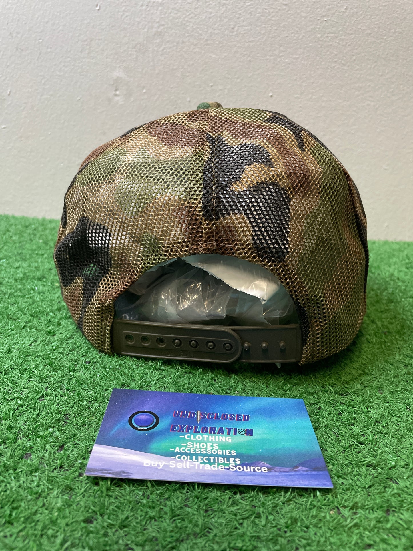 Vintage 1980s camo white wing assault camo patch hat