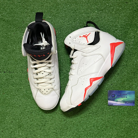 Jordan 7 Infrared 9 Men/10.5 Women “Preowned”