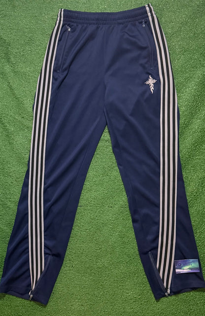 The GV Gallery Raspberry Hills Dad Sweatpants