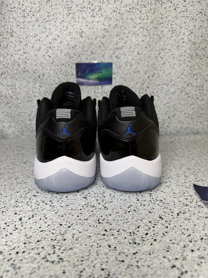Jordan 11 Low Space Jam