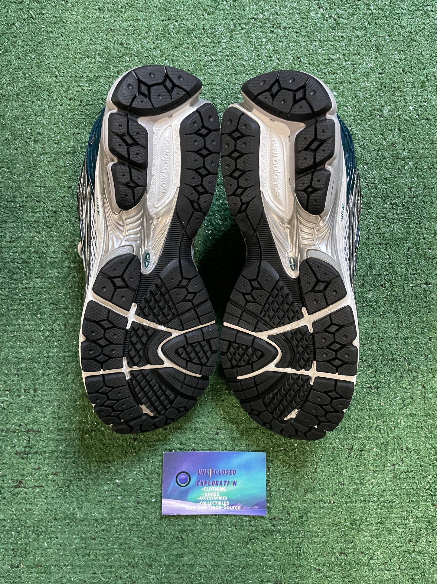 New Balance 1906R silver metallic deep ocean