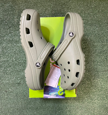 Crocs classic moss green