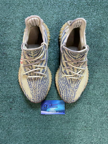 Yeezy 350 boost v2 semi frozen size 9.5men/11women