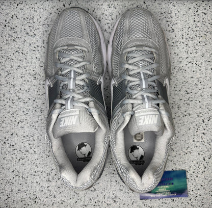 Nike Vomero 5 Wolf Grey 10men/11.5women “Preowned”
