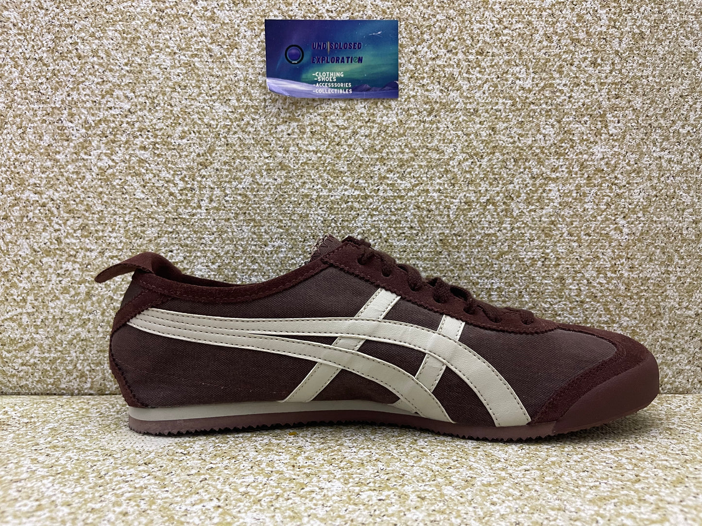 ASICS Onitsuka Tiger Mexico 66 12 Men/13.5 Women “Preowned”