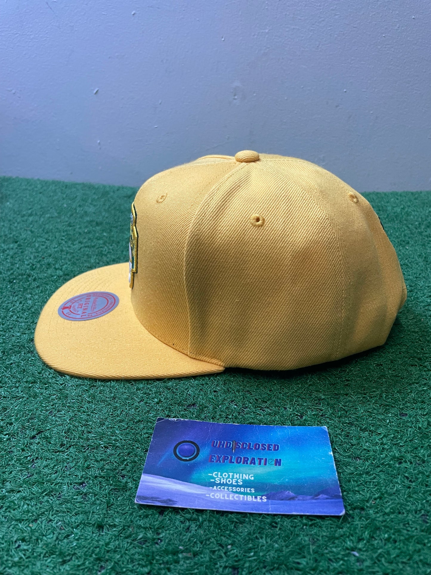 Seattle Sonics yellow and green Mitchell & Ness hat