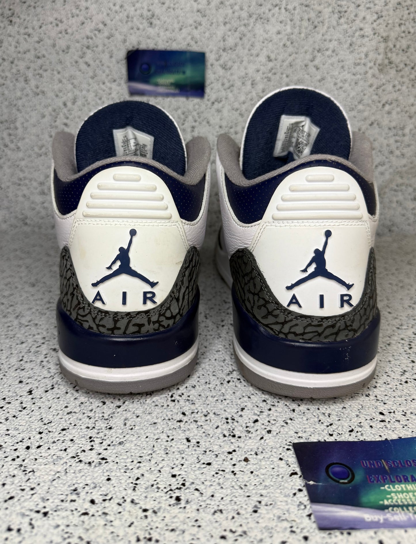 Jordan 3 Midnight Navy 11.5 Men/13 Women “Preowned”