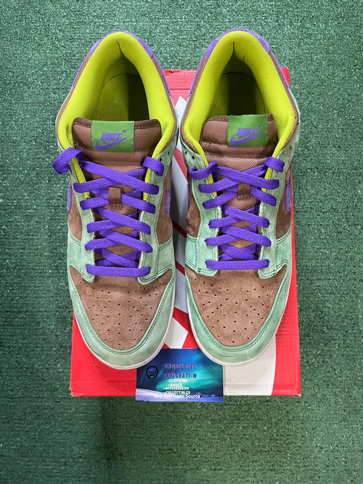 Nike Dunk low veneer size 12men/13.5women