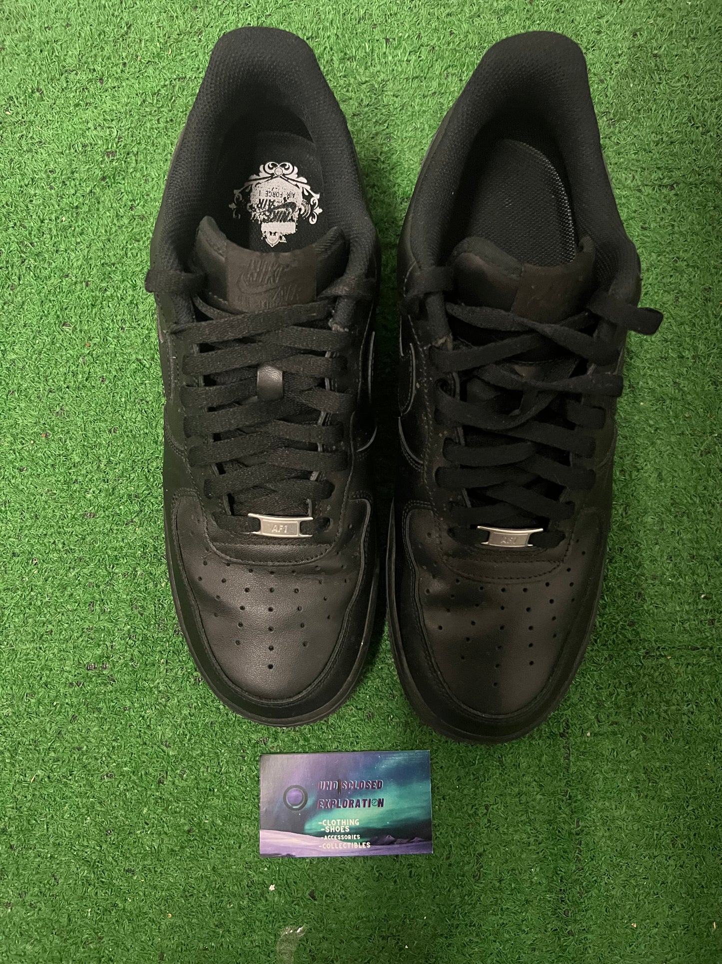 Air Force 1 low black size 11.5men/13women