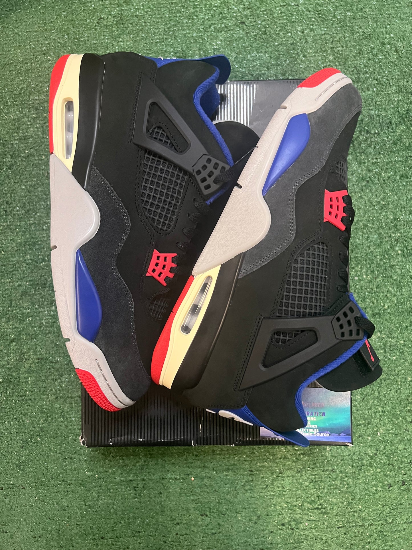 Jordan 4 rare air (white lettering) size 12.5men/14women