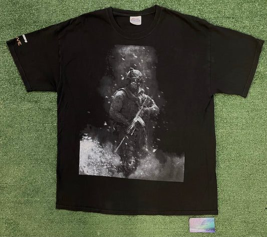 Vintage Call of duty modern warfare 2 tee
