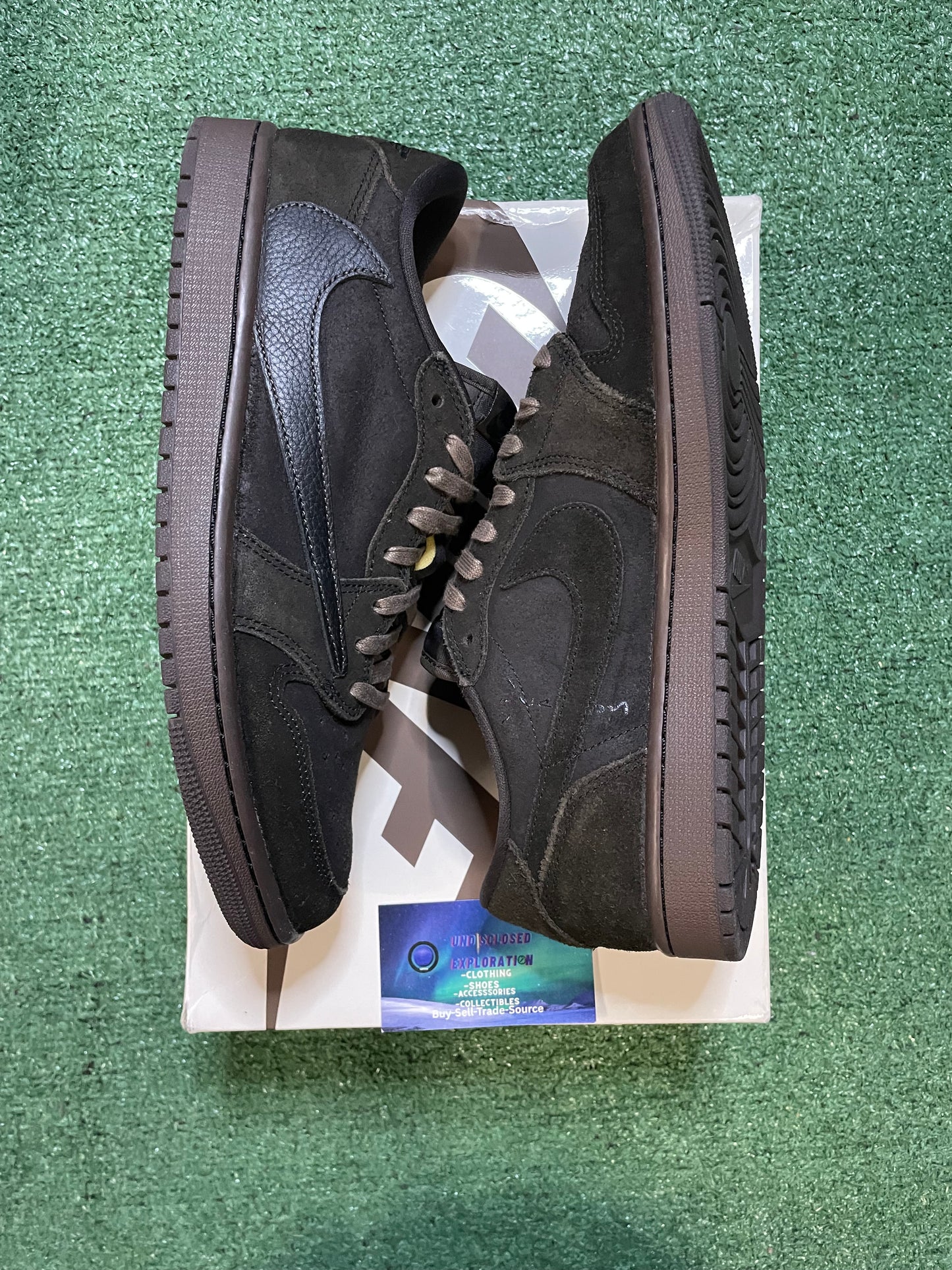 Air Jordan 1 Low X Travis Scott velvet size 11men/12.5women