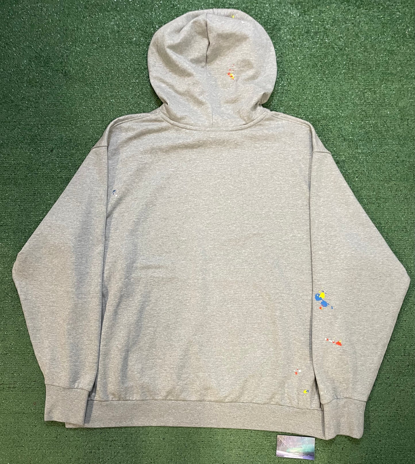 Nike Men's Standard Issue Paint Splatter grey Hoodie