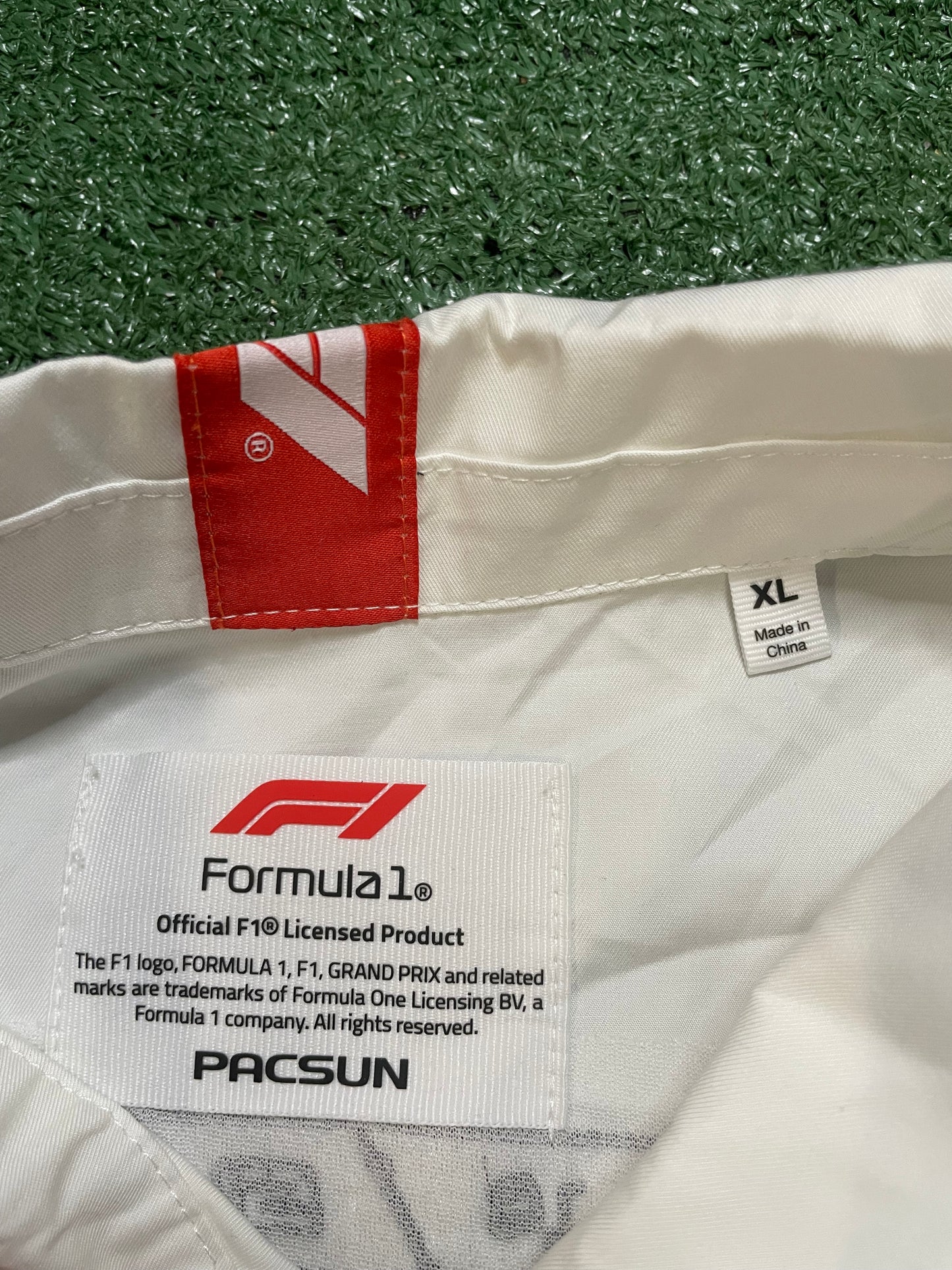 Formula 1 pro racing divison short sleeve zip up