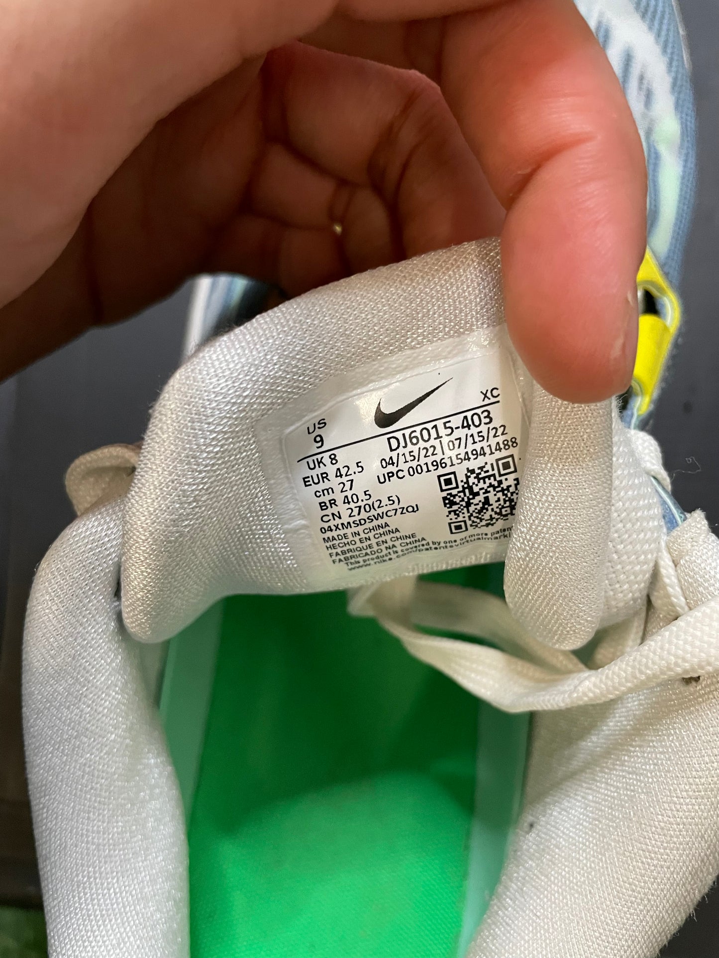 Nike Zoom Gt cut 2 leche blue green glow size 9men/10.5women
