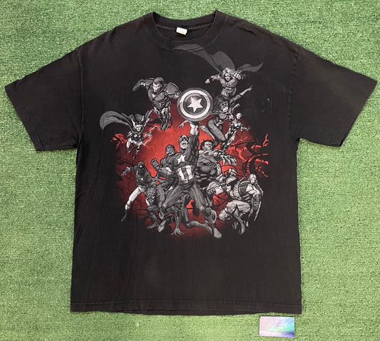 Vintage Marvel the avengers assemble tee