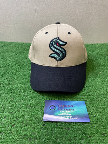 Seattle Kraken white/deep sea blue hat