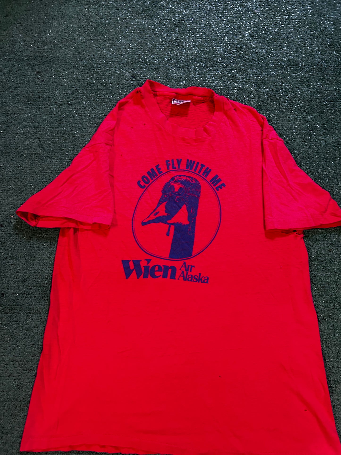 Vintage 1980s come fly with me wien air Alaska tee